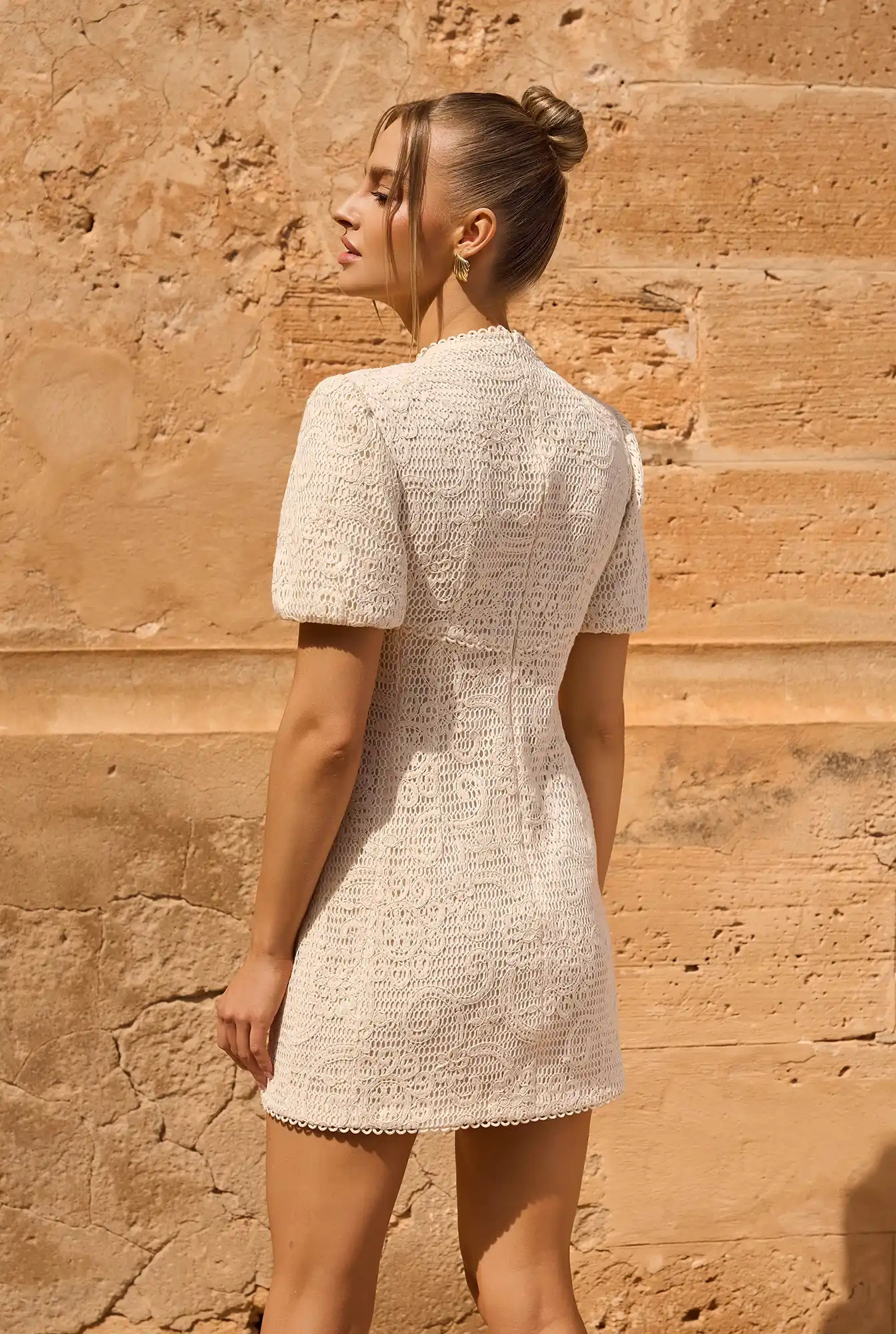 Shila – abito in pizzo REGULAR